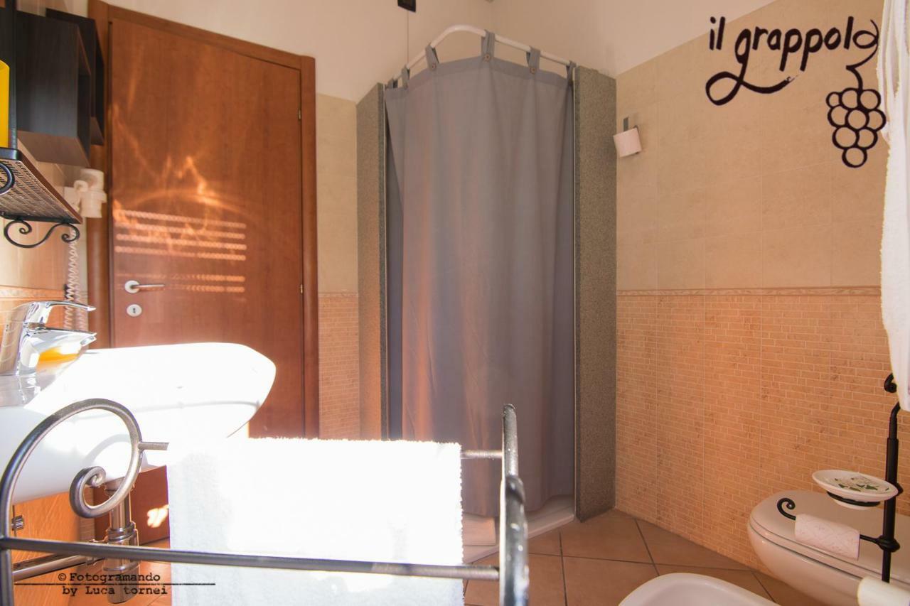 B&B Il Grappolo Foresteria Lombarda Sirmione Exterior foto